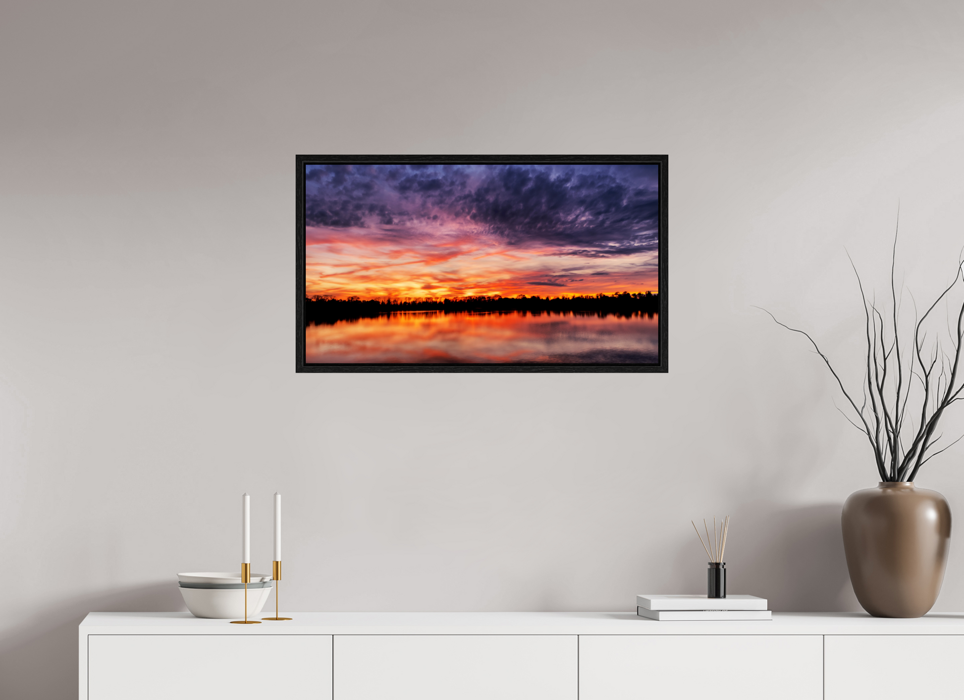80 x 45 cm, Caisse américaine Noire Reflets d’un Même Ciel III – L’Heure Incandescente
