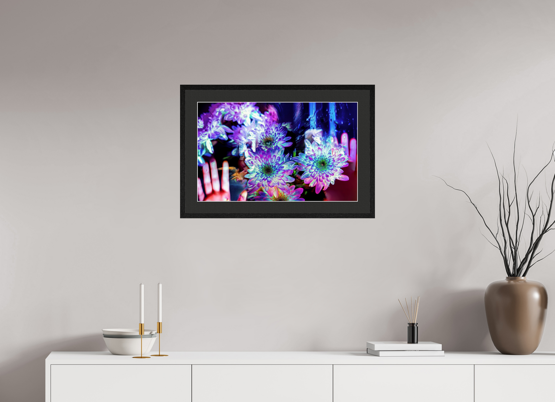 64 x 40 cm, 5 Cadre Noir : Passe-Partout Noir lisière Blanche Pétales contre ma peau, lumière contre la tienne