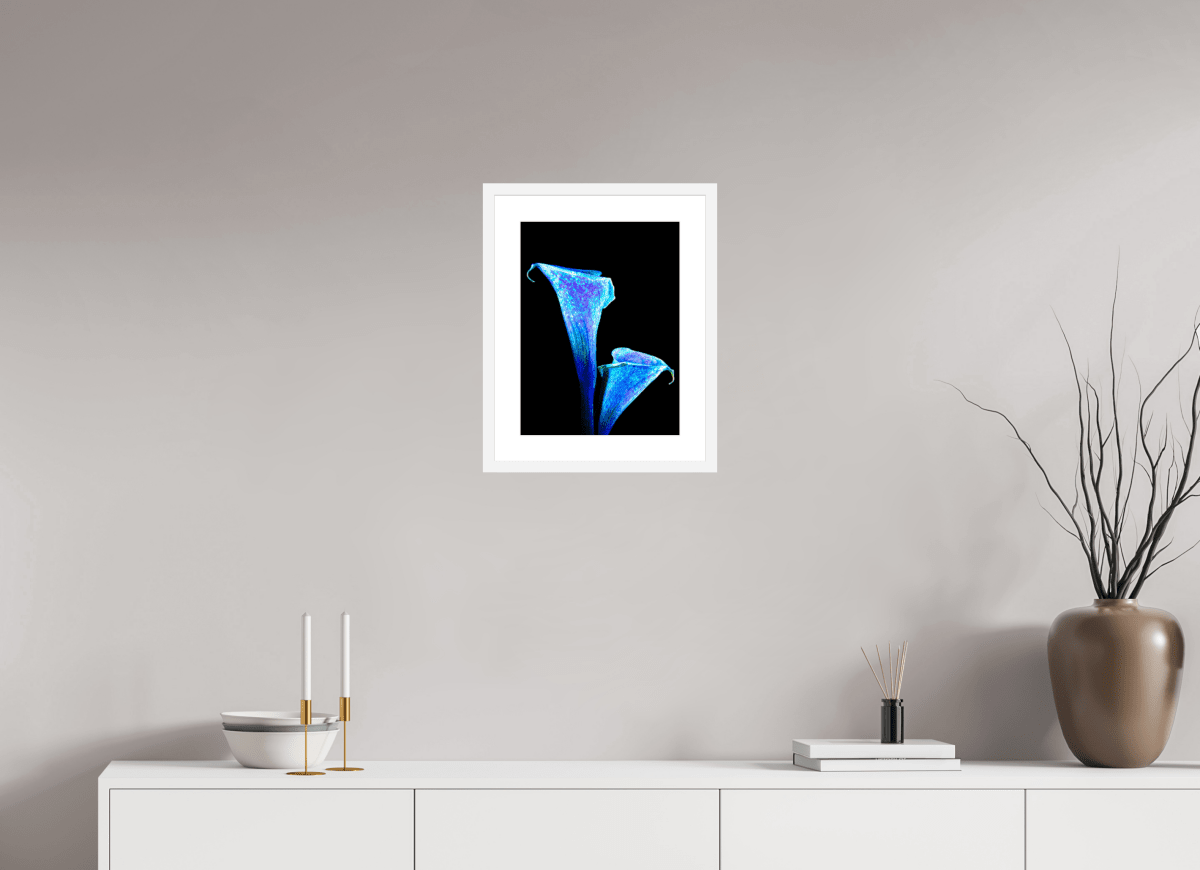 L’Étreinte des Lys Stellaires - Idealart