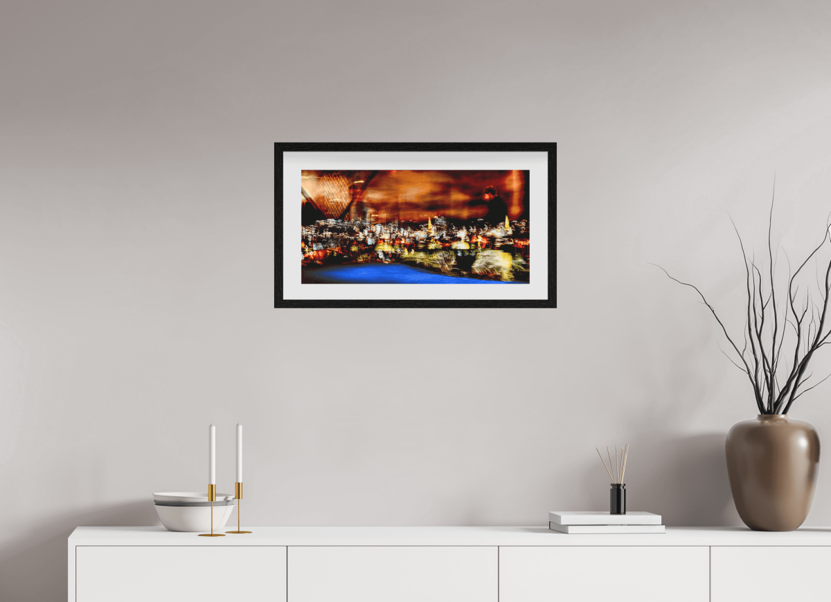 Promeneur des nébuleuses urbaines - Idealart